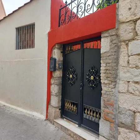 Old Town Oasis Split