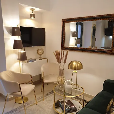 Old Town Oasis Split